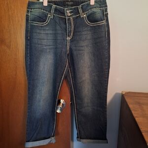 NWT Nine West Dark Blue Cropped Jeans Embellished Back Pockets Size 31/12